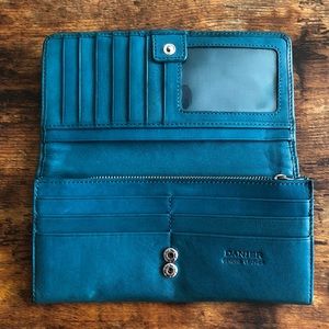DANIER Genuine Leather Wallet